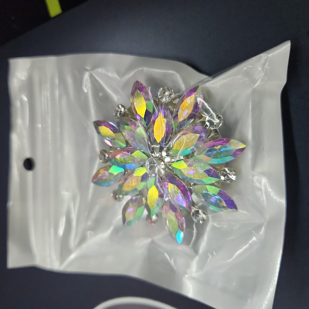 Galaxy Bling Phone Accessory - Picture 2 of 3